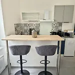 Tour Ouest - T2 Entre Cite Medievale Et Bastide Lejlighed *